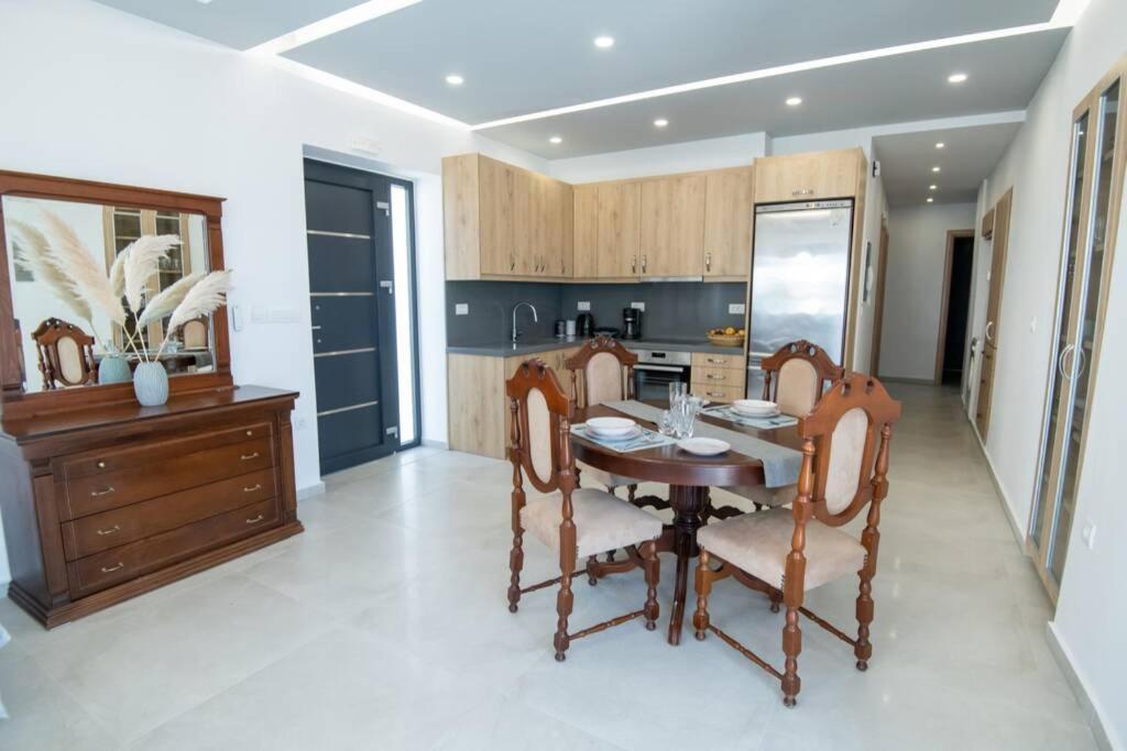 George'S Apartment 레팀노 외부 사진