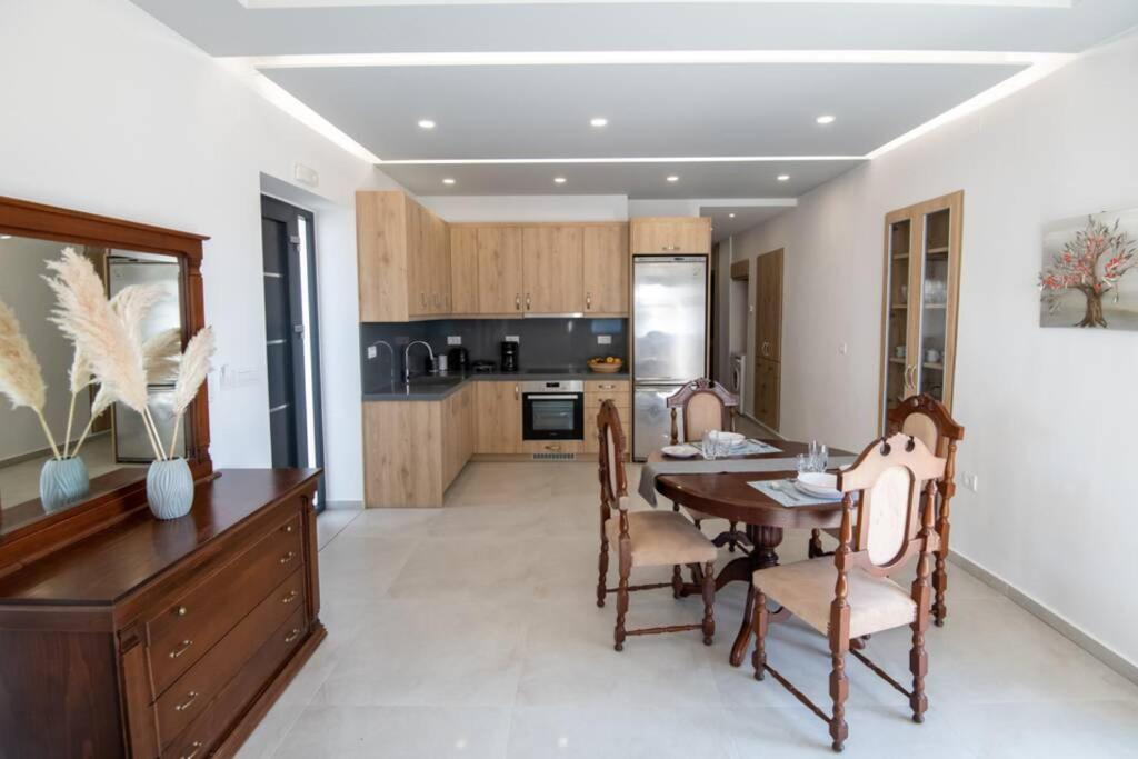 George'S Apartment 레팀노 외부 사진